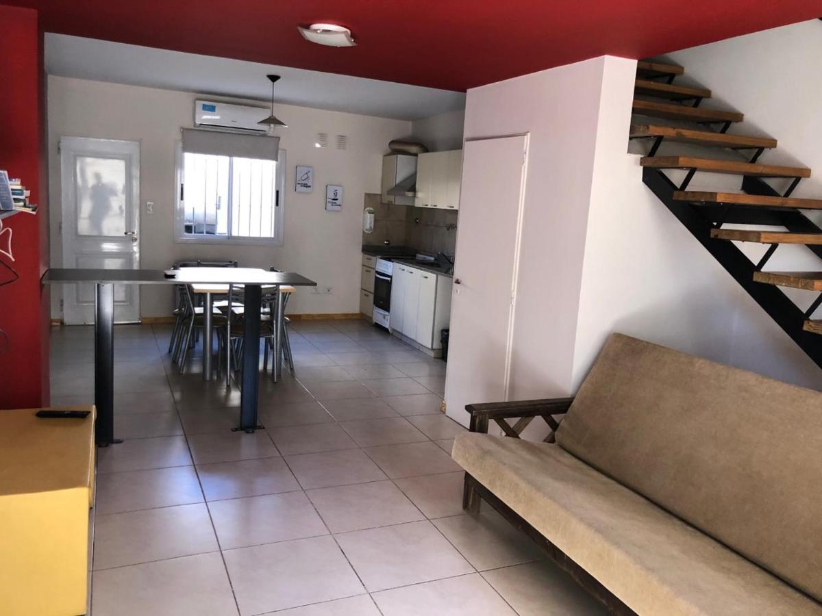 Excelente Duplex En Consorcio Privado C/ Cochera Сан Хуан Екстериор снимка