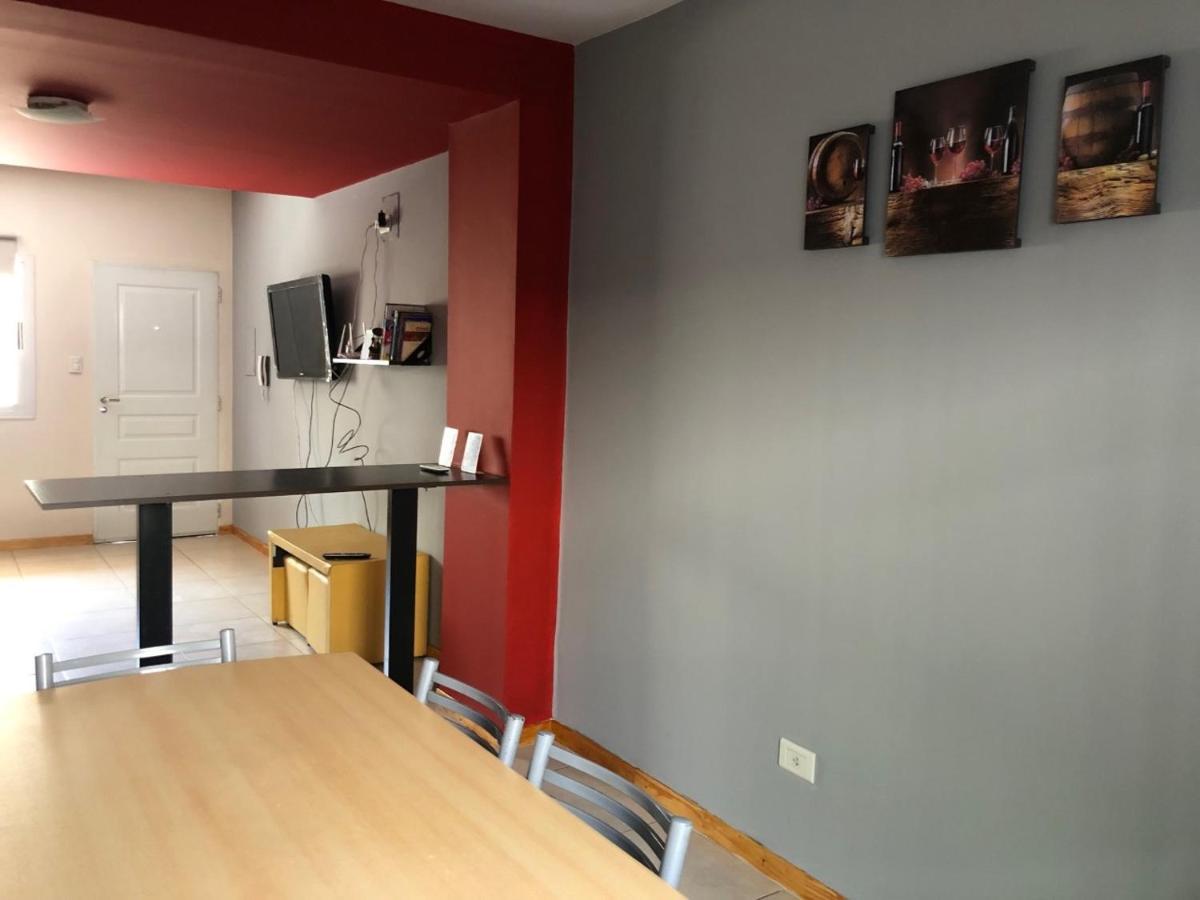 Excelente Duplex En Consorcio Privado C/ Cochera Сан Хуан Екстериор снимка