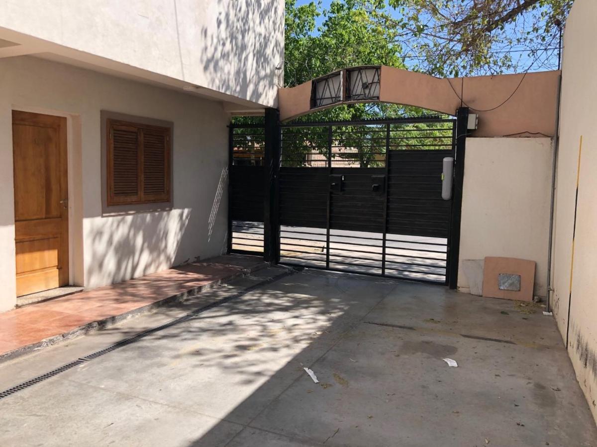 Excelente Duplex En Consorcio Privado C/ Cochera Сан Хуан Екстериор снимка