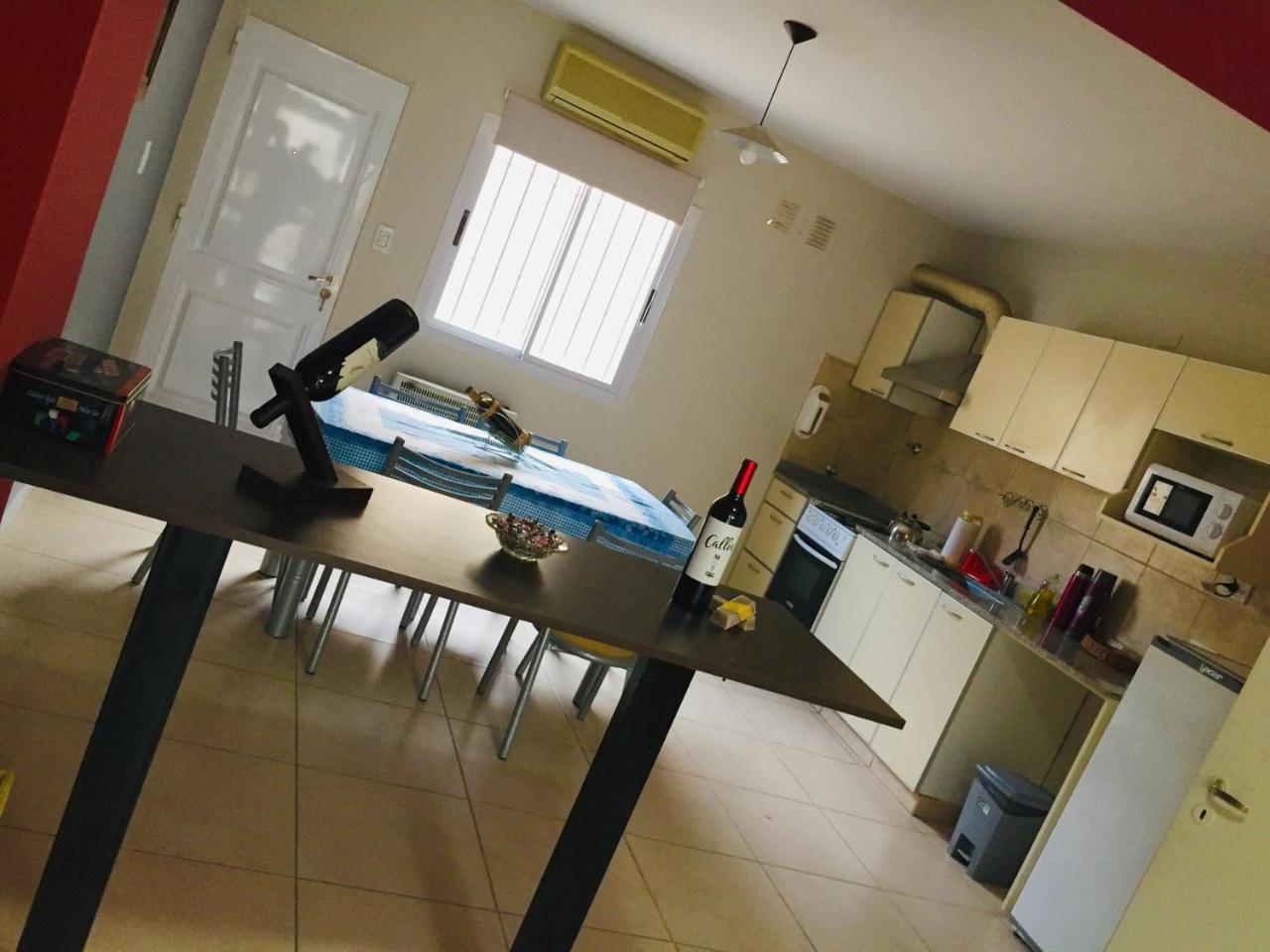 Excelente Duplex En Consorcio Privado C/ Cochera Сан Хуан Екстериор снимка